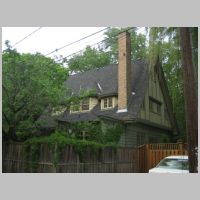 Charles E. Roberts Stable, Oak Park (1896), photo IvoShandor, Wikipedia.jpg